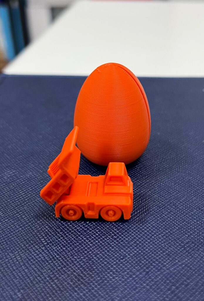 Sürpriz Yumurta İçinde Mini Kamyon Oyuncak